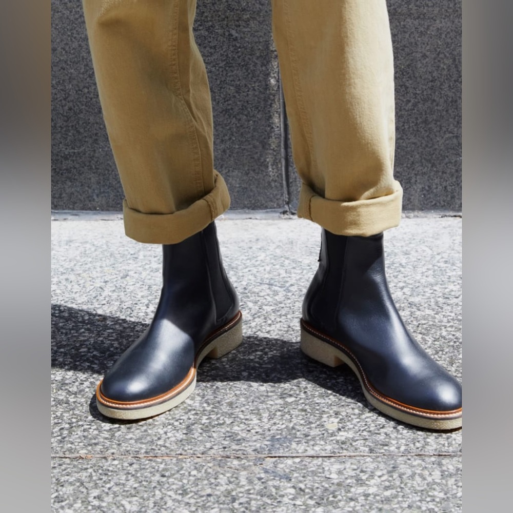 NWOT Everlane The Chelsea Boot
